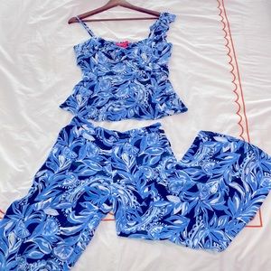 Lilly Pulitzer 2 pieces set.